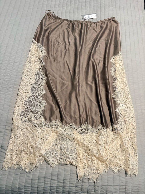 Anthropologie Dresses & Skirts - Anthropologie Bl-nk Laced Satin Midi Skirt